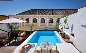 Sweet Sevilla Suites - Smart Hotel